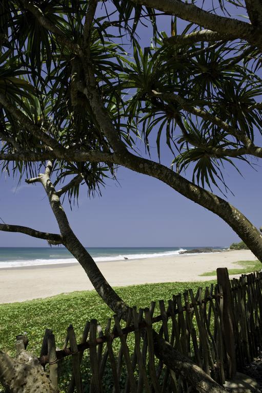 Sri Villas Bentota Luaran gambar
